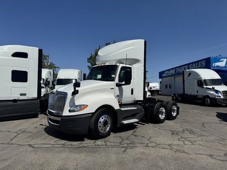 2020 INTERNATIONAL LT Tandem Axle Daycab