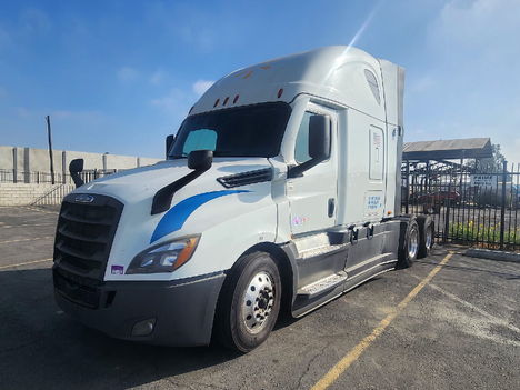 2021 FREIGHTLINER CASCADIA 126 Sleeper