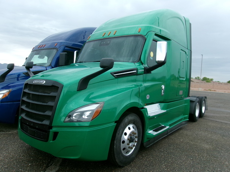 2022-freightliner-cascadia-126-sleeper #2096