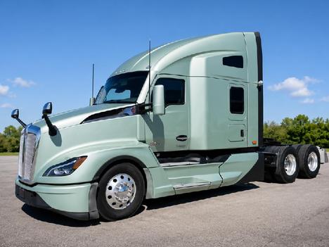 2023 KENWORTH T680 Sleeper #2098