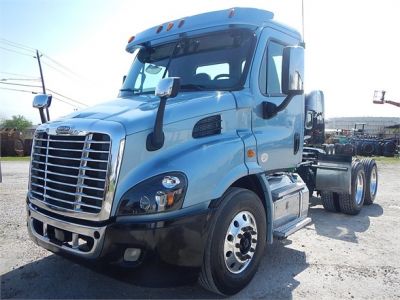 USED 2015 FREIGHTLINER CASCADIA 113 DAYCAB TRUCK #2876-3