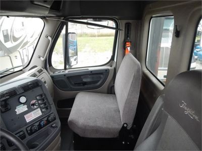 USED 2012 FREIGHTLINER CASCADIA 125 DAYCAB TRUCK #2878-13