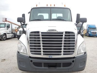 USED 2012 FREIGHTLINER CASCADIA 125 DAYCAB TRUCK #2884-2