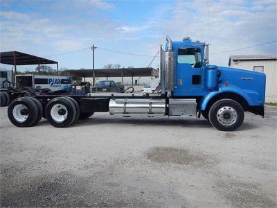USED 2001 KENWORTH T800 DAYCAB TRUCK #2899-4