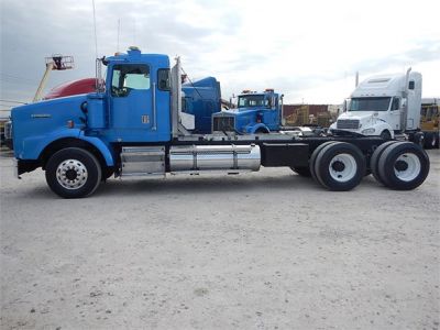 USED 2001 KENWORTH T800 DAYCAB TRUCK #2899-5