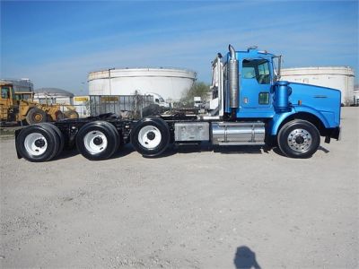 USED 2002 KENWORTH T800 DAYCAB TRUCK #2900-4