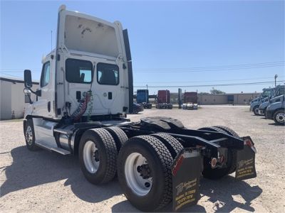 USED 2012 FREIGHTLINER CASCADIA 125 DAYCAB TRUCK #2923-6