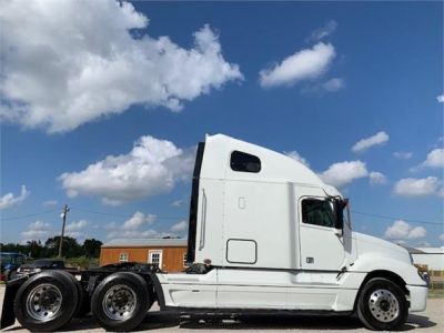 USED 2013 FREIGHTLINER COLUMBIA 120 GLIDER KIT TRUCK #3058-4
