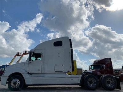 USED 2013 FREIGHTLINER COLUMBIA 120 GLIDER KIT TRUCK #3058-5