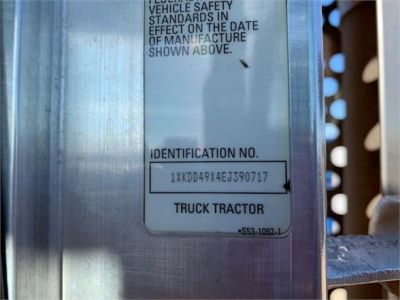 USED 2014 KENWORTH T800 DAYCAB TRUCK #3134-16