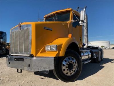 USED 2014 KENWORTH T800 DAYCAB TRUCK #3134-3