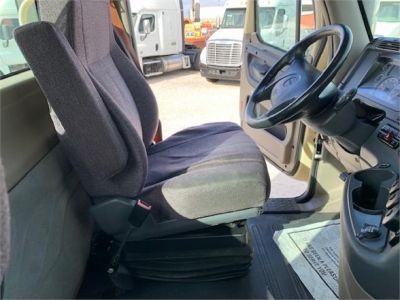 USED 2014 FREIGHTLINER CASCADIA 125 DAYCAB TRUCK #3251-23
