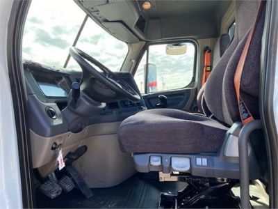 USED 2016 FREIGHTLINER CASCADIA 125 DAYCAB TRUCK #3343-15
