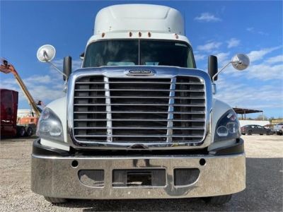 USED 2016 FREIGHTLINER CASCADIA 125 DAYCAB TRUCK #3343-2