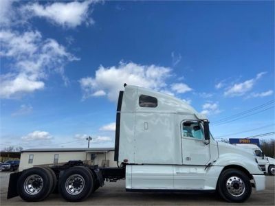 USED 2014 FREIGHTLINER COLUMBIA 120 GLIDER KIT TRUCK #3373-4