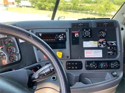 USED 2018 FREIGHTLINER CASCADIA 125 SLEEPER TRUCK #3445-19