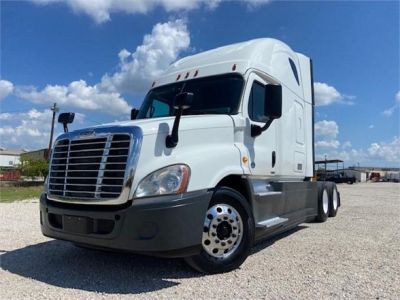 USED 2018 FREIGHTLINER CASCADIA 125 SLEEPER TRUCK #3445-3