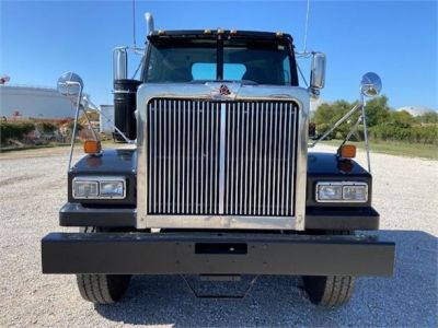 USED 2017 WESTERN STAR 4900 GLIDER KIT TRUCK #3448-2