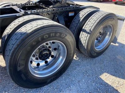 USED 2017 FREIGHTLINER CASCADIA 125 SLEEPER TRUCK #3469-10