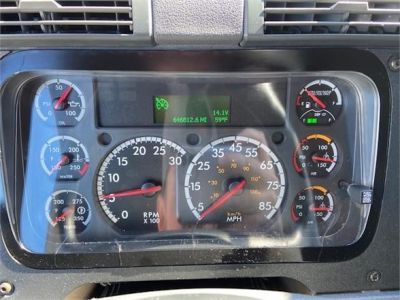 USED 2017 FREIGHTLINER CASCADIA 125 SLEEPER TRUCK #3469-17