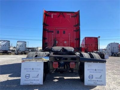 USED 2017 FREIGHTLINER CASCADIA 125 SLEEPER TRUCK #3469-7