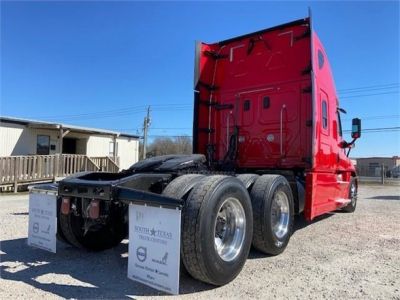 USED 2017 FREIGHTLINER CASCADIA 125 SLEEPER TRUCK #3469-8