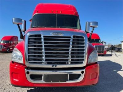 USED 2017 FREIGHTLINER CASCADIA 125 SLEEPER TRUCK #3471-2