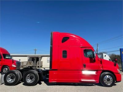 USED 2017 FREIGHTLINER CASCADIA 125 SLEEPER TRUCK #3471-4