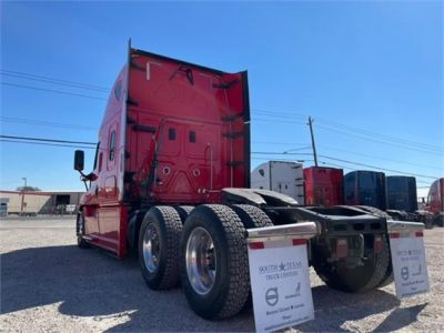 USED 2017 FREIGHTLINER CASCADIA 125 SLEEPER TRUCK #3471-6