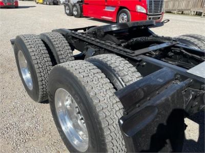 USED 2017 FREIGHTLINER CASCADIA 125 SLEEPER TRUCK #3471-9