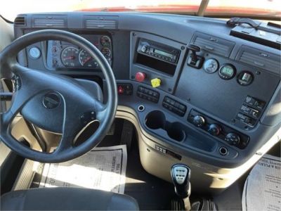 USED 2017 FREIGHTLINER CASCADIA 125 SLEEPER TRUCK #3472-18