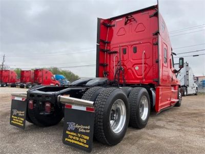 USED 2017 FREIGHTLINER CASCADIA 125 SLEEPER TRUCK #3478-7