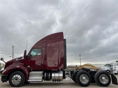 USED 2018 KENWORTH T680 SLEEPER TRUCK #3481-5