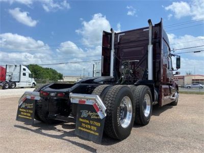 USED 2019 VOLVO VNL64T740 SLEEPER TRUCK #3486-8