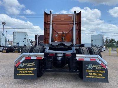 USED 2019 VOLVO VNL64T740 SLEEPER TRUCK #3487-7