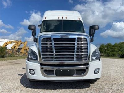 USED 2018 FREIGHTLINER CASCADIA 125 SLEEPER TRUCK #3507-2