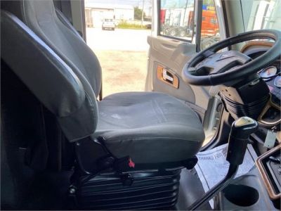 USED 2016 INTERNATIONAL PROSTAR SLEEPER TRUCK #3516-28