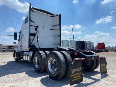 USED 2017 VOLVO VNL64T670 SLEEPER TRUCK #3518-6