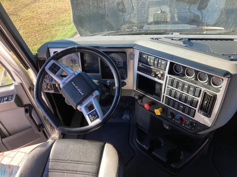 USED 2020 MACK ANTHEM SLEEPER TRUCK #3545-16