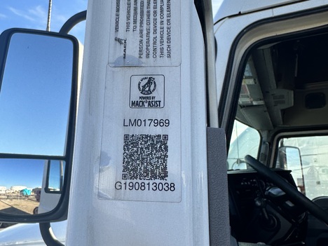 USED 2020 MACK ANTHEM SLEEPER TRUCK #3568-3