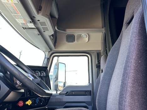 USED 2020 MACK ANTHEM SLEEPER TRUCK #3568-5