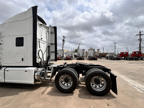 USED 2020 MACK ANTHEM SLEEPER TRUCK #3570-6