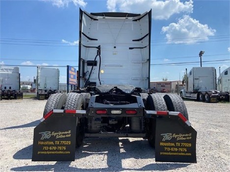 USED 2016 VOLVO VNL42670 SLEEPER TRUCK #3574-7