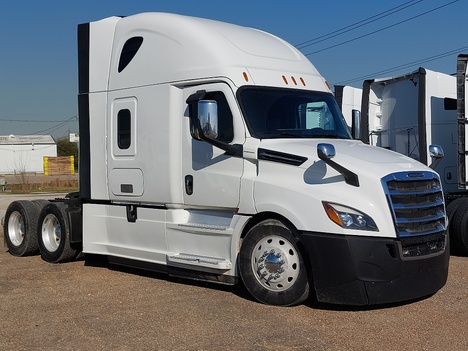 USED 2020 FREIGHTLINER CASCADIA SLEEPER TRUCK #3578-2