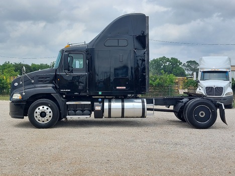 USED 2014 MACK CXU612 SINGLE AXLE SLEEPER TRUCK #3600-4