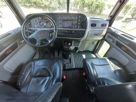 USED 2018 PETERBILT 379 SLEEPER TRUCK #3614-22