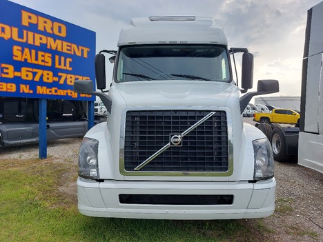 USED 2018 VOLVO VNL64T670 SLEEPER TRUCK #3624-2