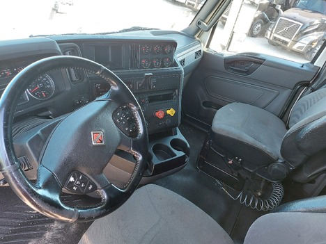 USED 2019 INTERNATIONAL LT625 SLEEPER TRUCK #3628-12