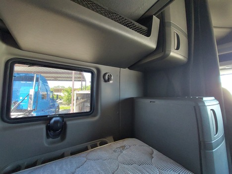 USED 2019 INTERNATIONAL LT625 SLEEPER TRUCK #3628-25