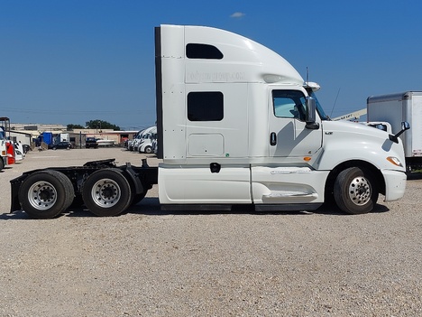 USED 2019 INTERNATIONAL LT625 SLEEPER TRUCK #3628-7
